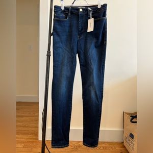 FRAME denim. Le One Skinny jeans. NWT
